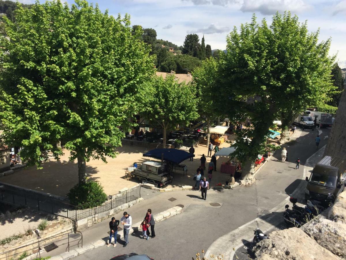 L'Elegante - Maison De Ville Avec Bains A Remous - Parking Inclus Saint-Paul-de-Vence Eksteriør billede